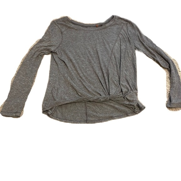 Zella L charcoal gray long sleeve top with twist bottom - Picture 1 of 10